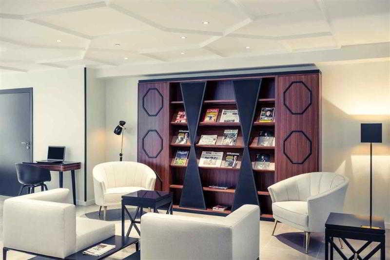 Mercure Paris Arc De Triomphe Wagram Exterior foto