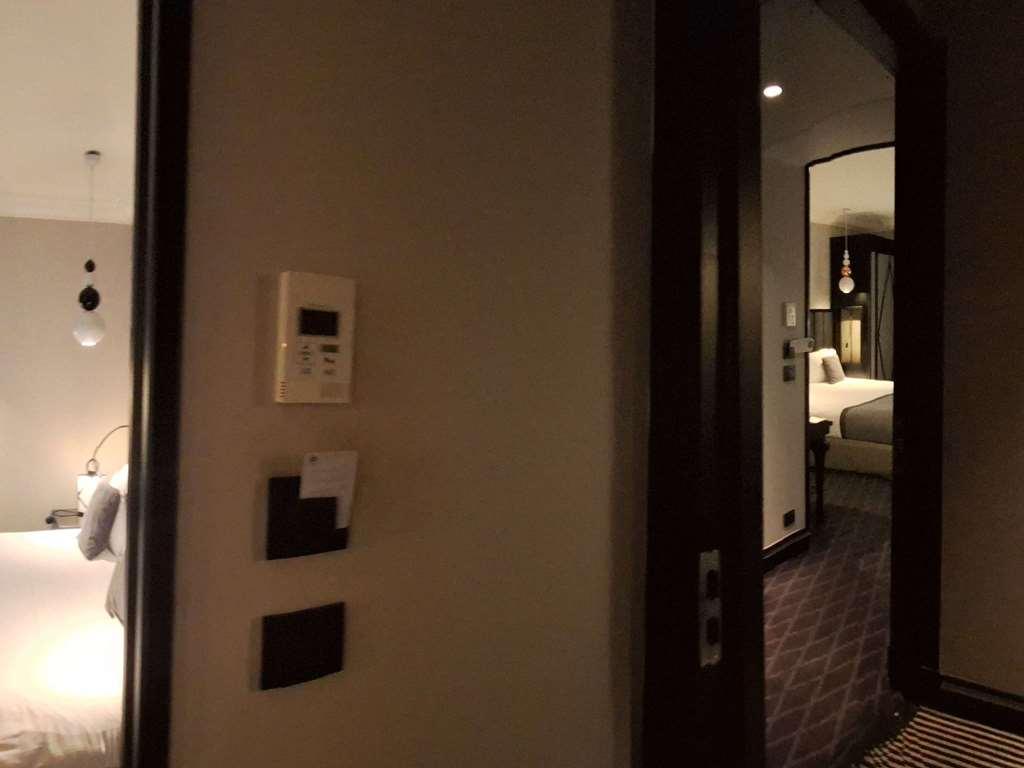 Mercure Paris Arc De Triomphe Wagram Quarto foto