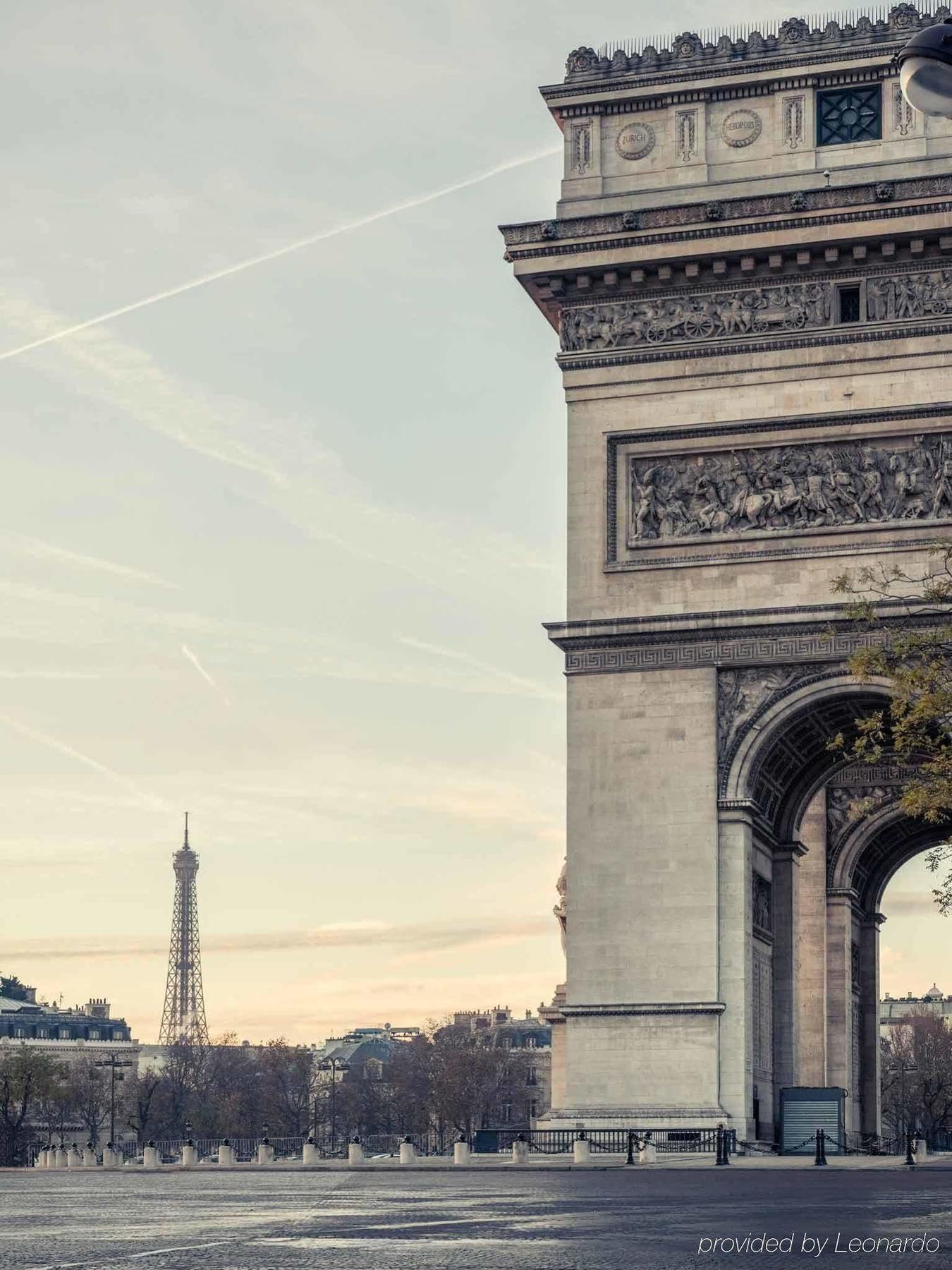 Mercure Paris Arc De Triomphe Wagram Hotel Exterior foto