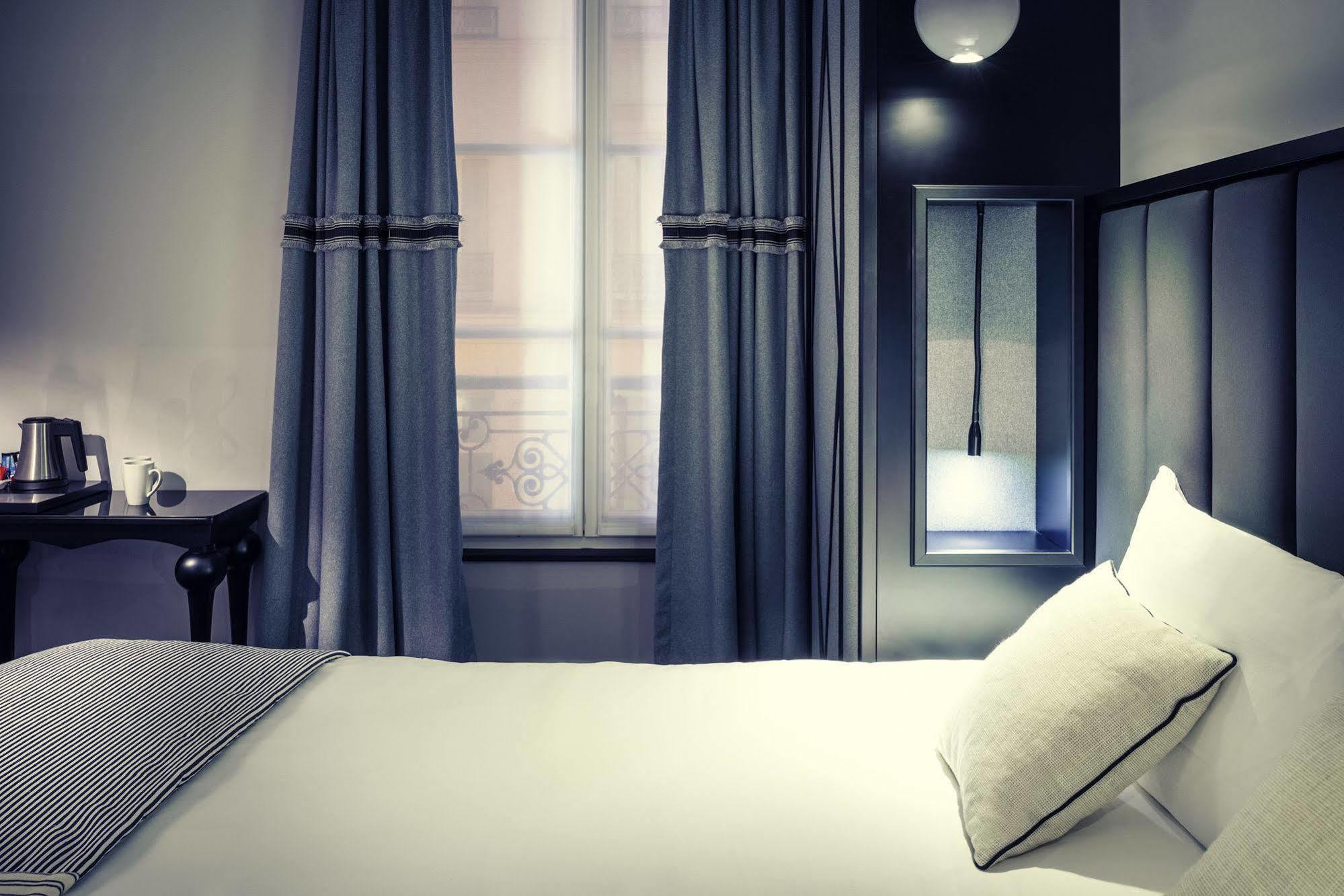 Mercure Paris Arc De Triomphe Wagram Exterior foto